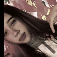naomiguil_560