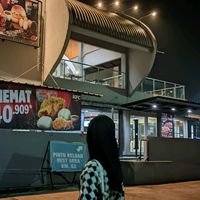 maurizaa_