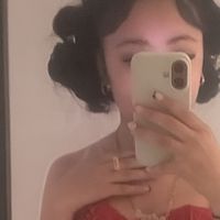 thaatprettylightskinn