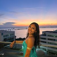 julia.flores