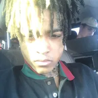 realist slideshow audio