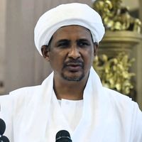 فانية والله