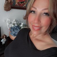 _christy.._