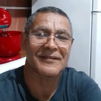 carlosleones813
