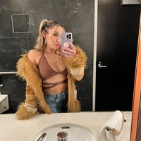 zam_emely