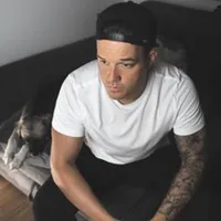 BENJAMINS DELI NoooN Zaag