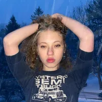 Euphoria session 2 ep 3 Cassie bathroom