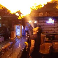 milton_bartender