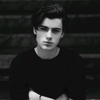 alex._.regele._.thau