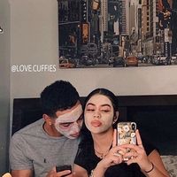 offcially_issy