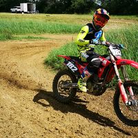 moto.cross51