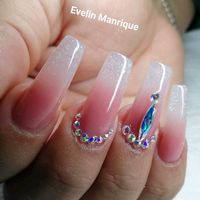 fashionnailsevelin
