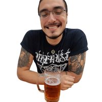 Sigueme en Instagram cadaver.cl