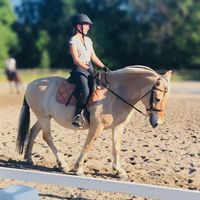 anniejosefin