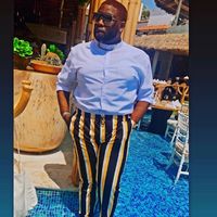 ronniesty1ez_