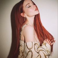 I like Dove Cameron