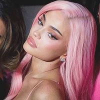 IM FAMOUS I JUST MADE A TREND