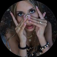 angiebustedeverywhere2