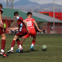 U GRADU SVAKO ZA NAS ZNA