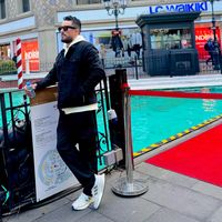 الصوت الأصلي