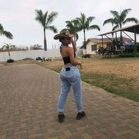 naomy_velas2002