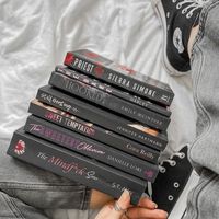 bookish_and_unbothered