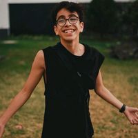 allison_sofia40