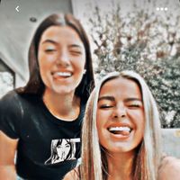 charli_addison._bff2