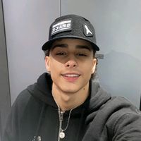 uribee__