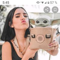leslieyareliplieg