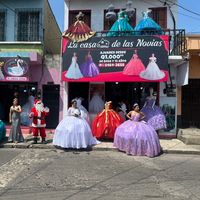 la.casa.de.las.nov