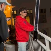 EL GUERRERO DEL PUEBLO JAY LOBOS