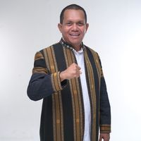 suara asli - Melkiades Laka Lena