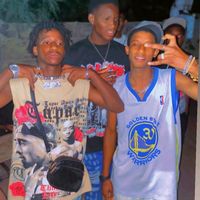 user1212273543380