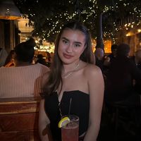 julyannisknight