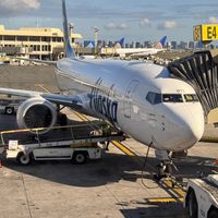 localaviation_737_900