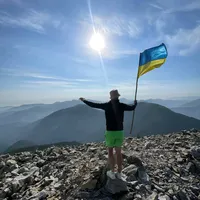 Гроші не падають з Неба