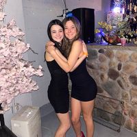 brianna.and.ella