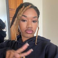 leilaa00_