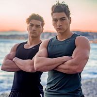 kheyos_twins