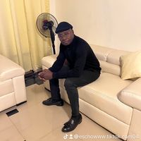 eschowww.tiktok.com04