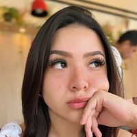 ariana_2105