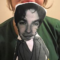 tvd_doll.holder
