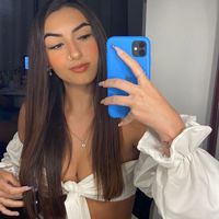 jullyana__