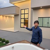 hugonathan1