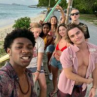 luh.ama.outer.ban