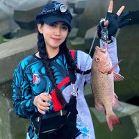 aprilivia_fishing