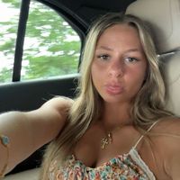 carolineazzaraaaa