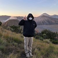 gurusekolahluarbiasa