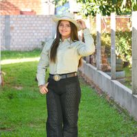 lizzi_analianuxxx